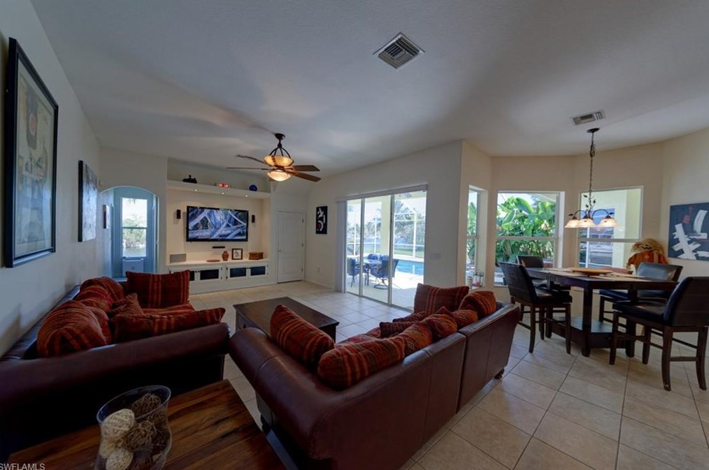 2623 39th St, Cape Coral, FL 33914-5436
