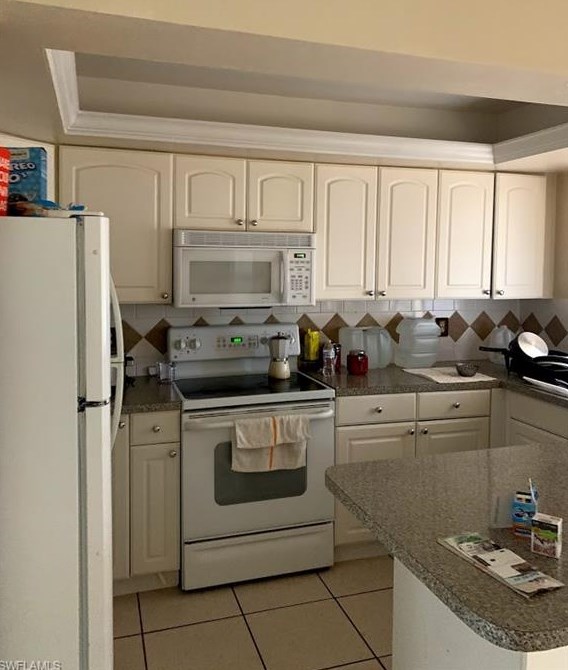 22 15 Pl, Cape Coral FL  33909-5341 exterior