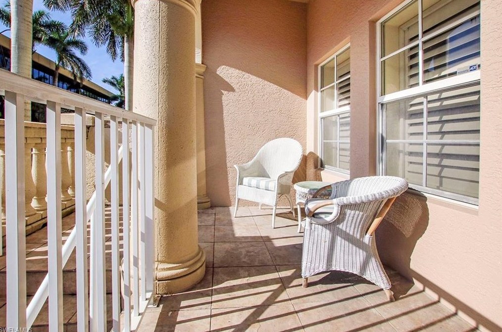 2080 1st St, Fort Myers, FL 33901-3118