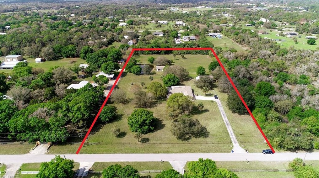 4896 Skates Cir, Fort Myers, FL 33905-7326