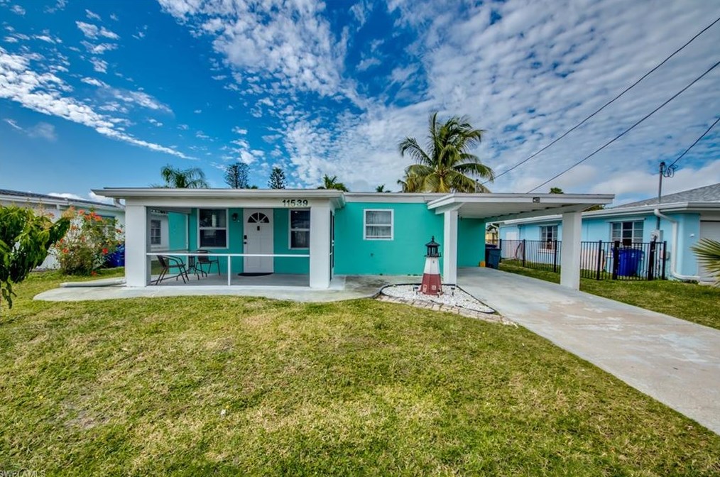 11539 Island Ave, Cape Coral, FL 33993-9735