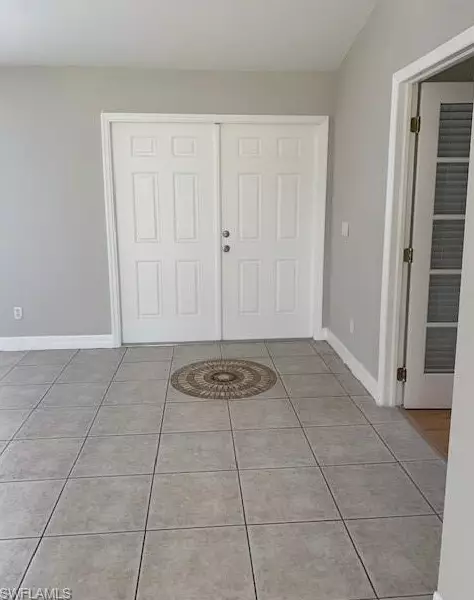 428 Gleason Pkwy, Cape Coral, FL 33914