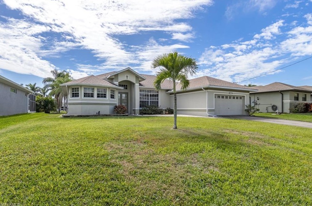 2220 44th St, Cape Coral, FL 33914-6119