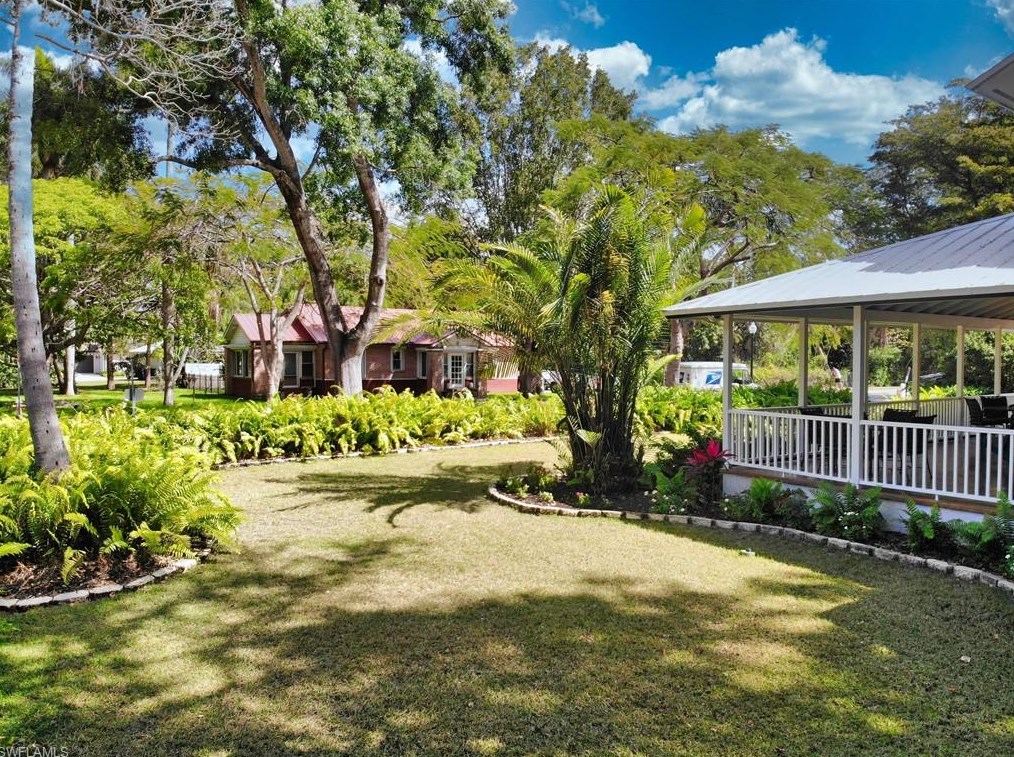 1410 Linhart Ave, Fort Myers, FL 33901-6613