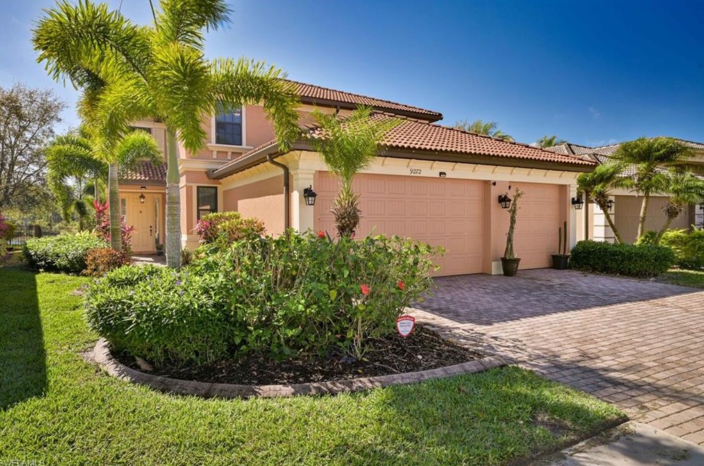 9272 River Otter Dr, Fort Myers, FL 33912-8922