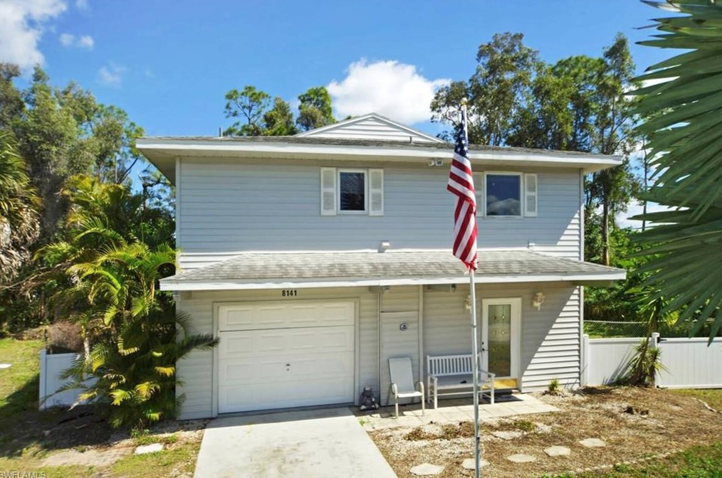 8141 Lake San Carlos Cir, Fort Myers, FL 33967-2826