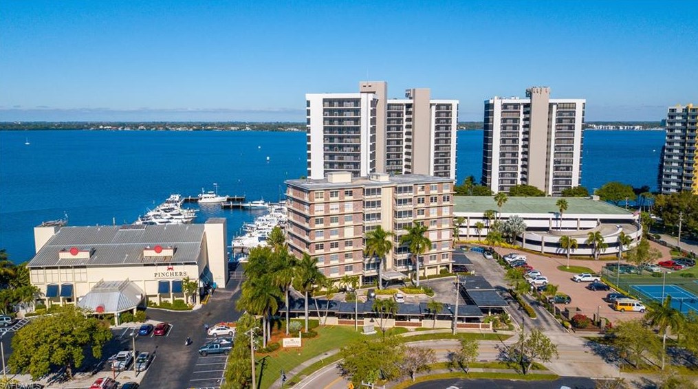 2350 1st St, Fort Myers, FL 33901-3317
