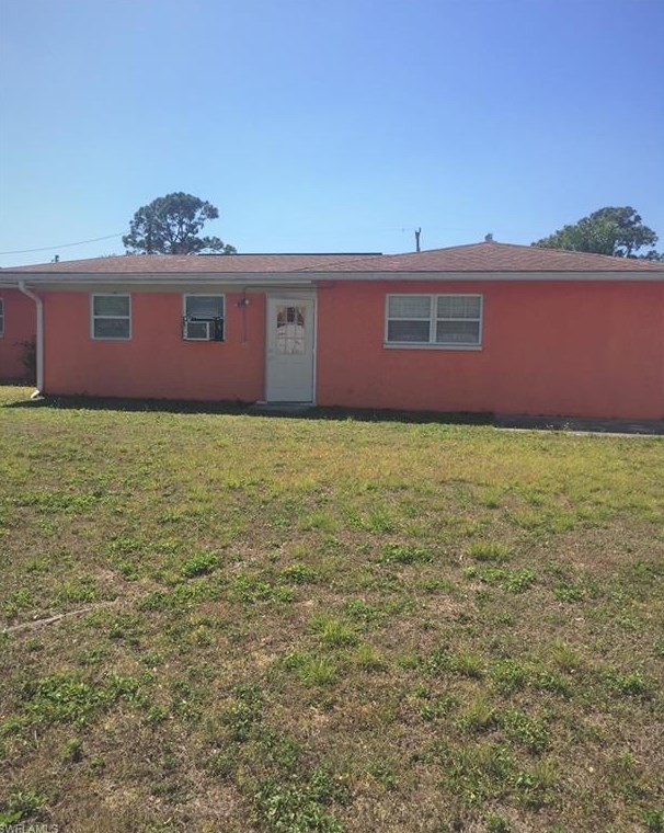 629 15th Ct, Cape Coral, FL 33909-2164