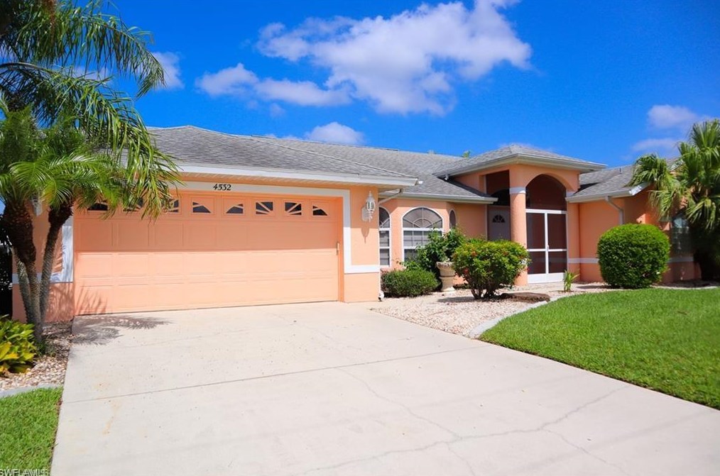 4532 17th Ave, Cape Coral, FL 33914-1739