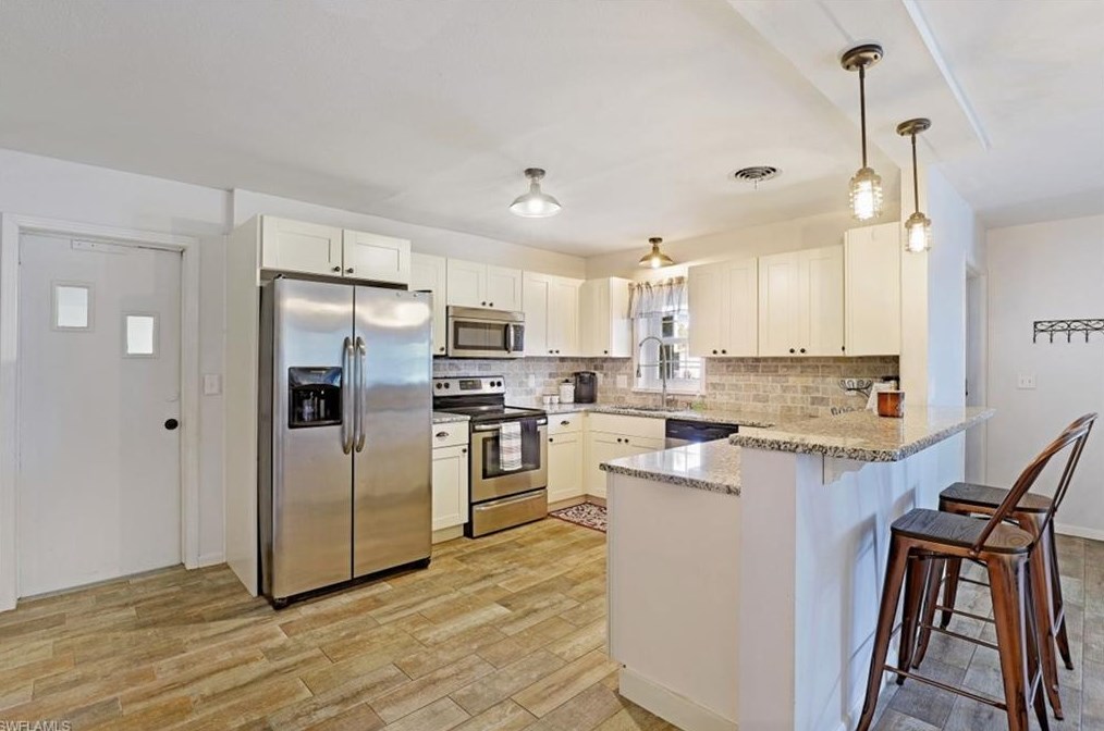 1530 Grace Ave, Fort Myers, FL 33901-6833