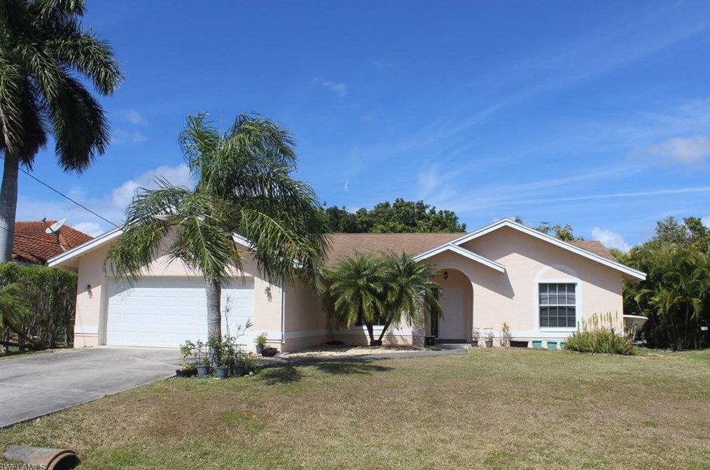 1811 48th Ln, Cape Coral, FL 33914-6924