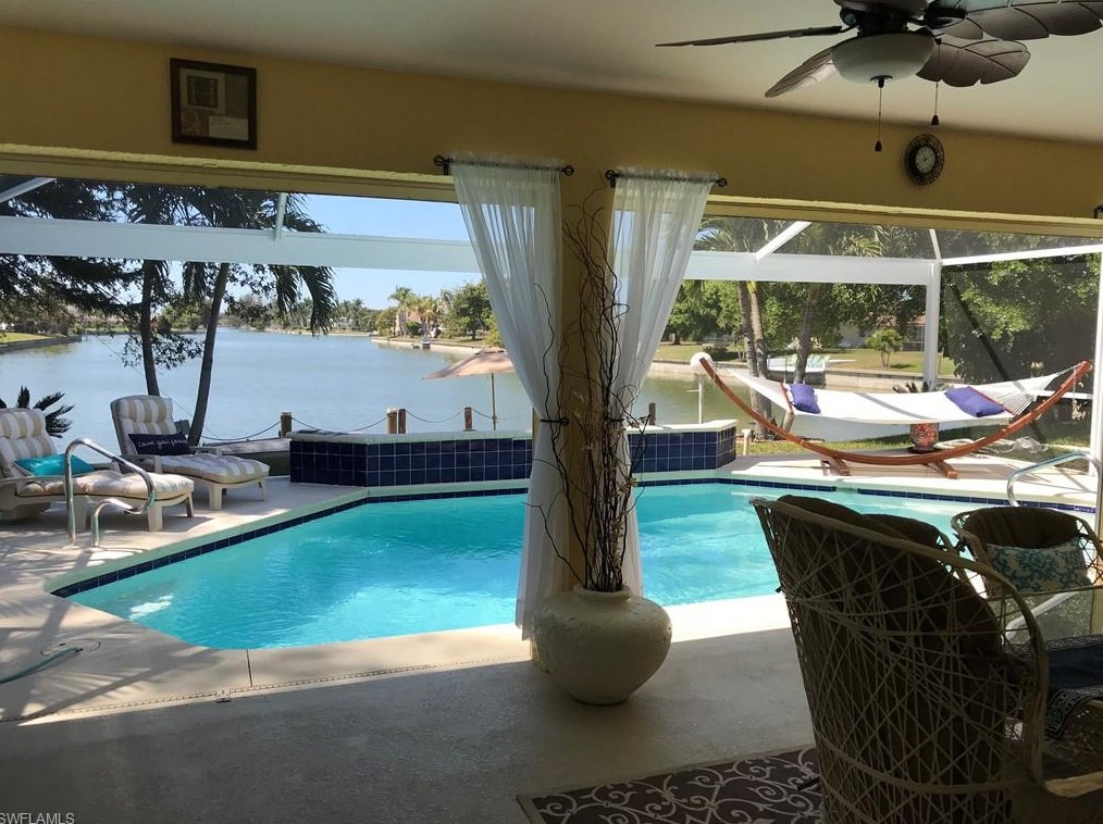 2012 Academy Blvd, Cape Coral, FL 33990-2555