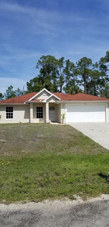 8004 Cod Ct, Labelle, FL 33935-5496