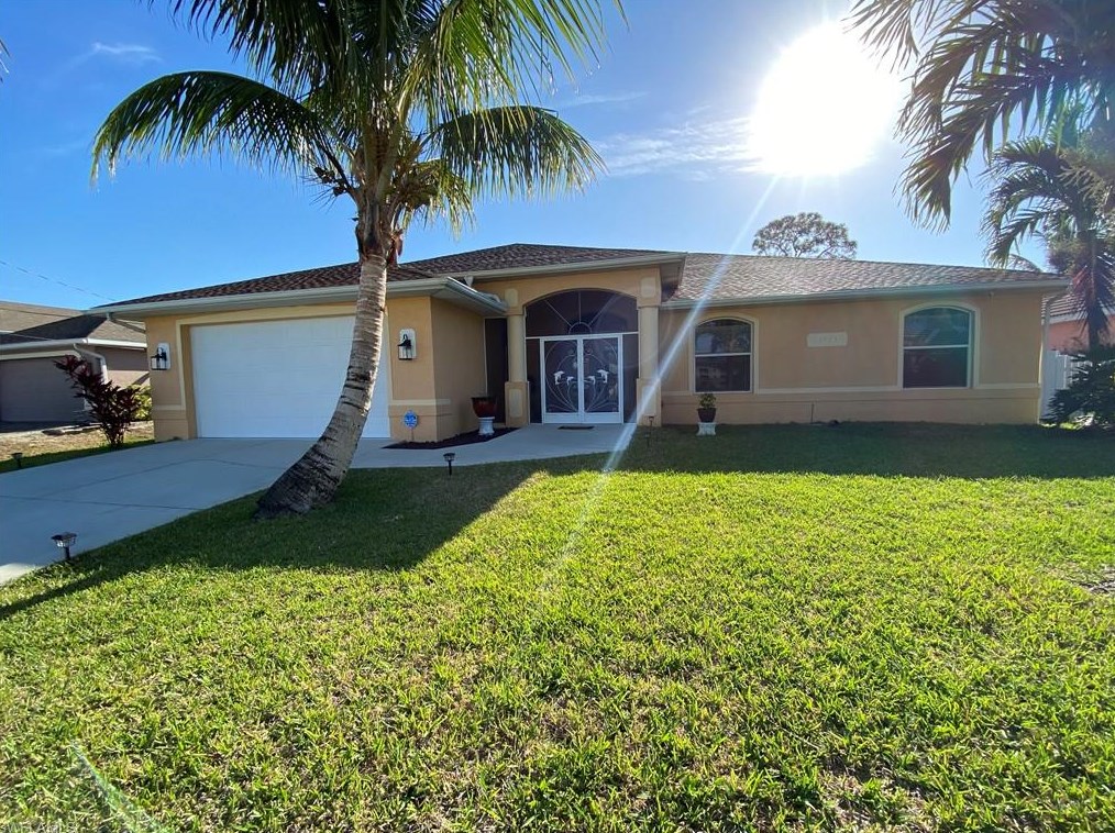 3723 Se 17th Ave, Cape Coral, FL 33904