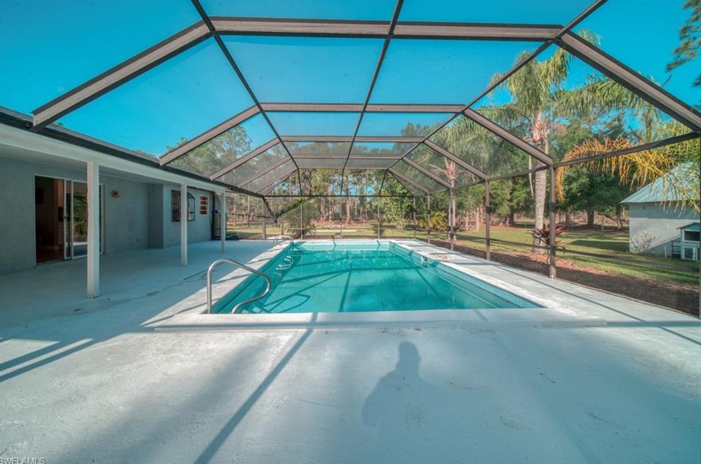 7361 Rich Rd, Fort Myers, FL 33917-4515