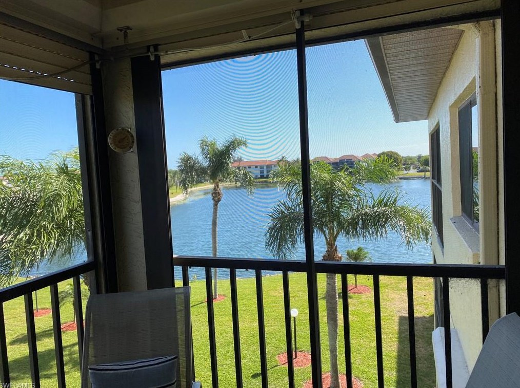 11140 Caravel Cir, Fort Myers FL  33908-3995 exterior