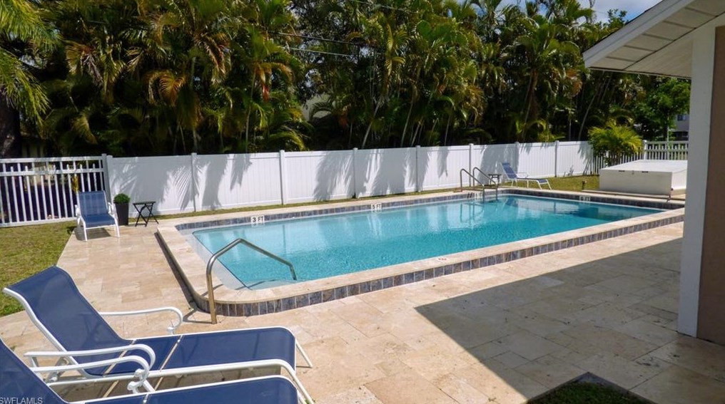 1111 8th Ter, Cape Coral, FL 33909-3110
