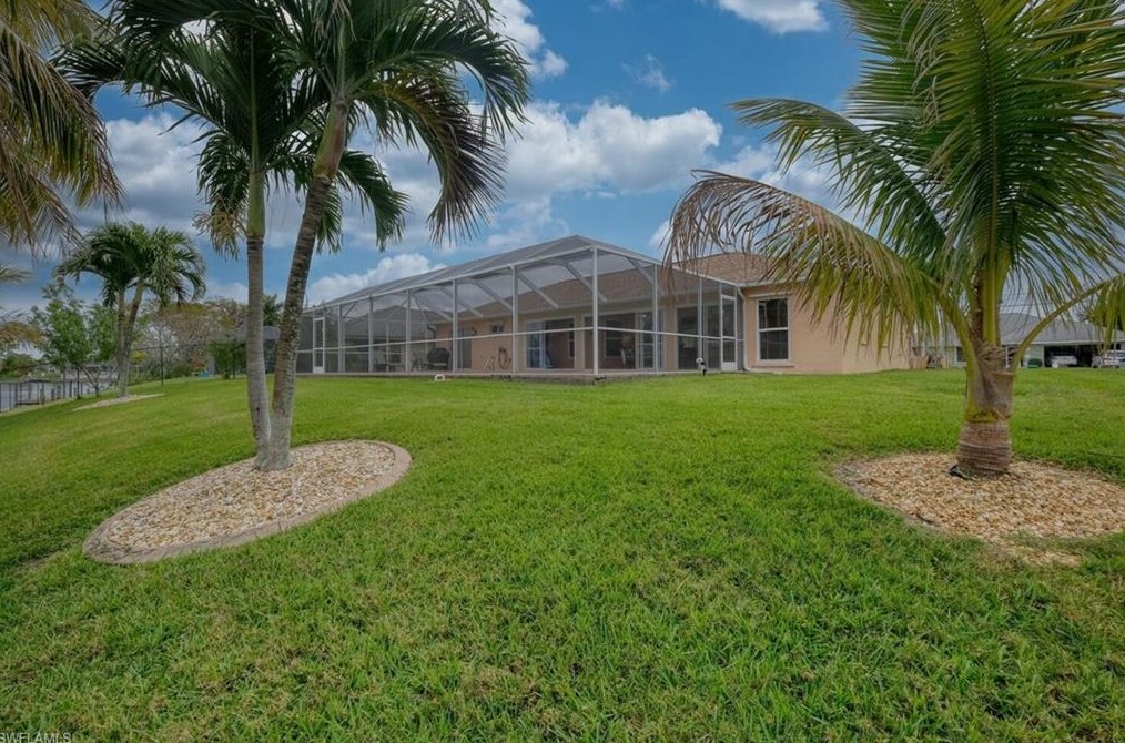 1105 13th St, Cape Coral, FL 33909-0014