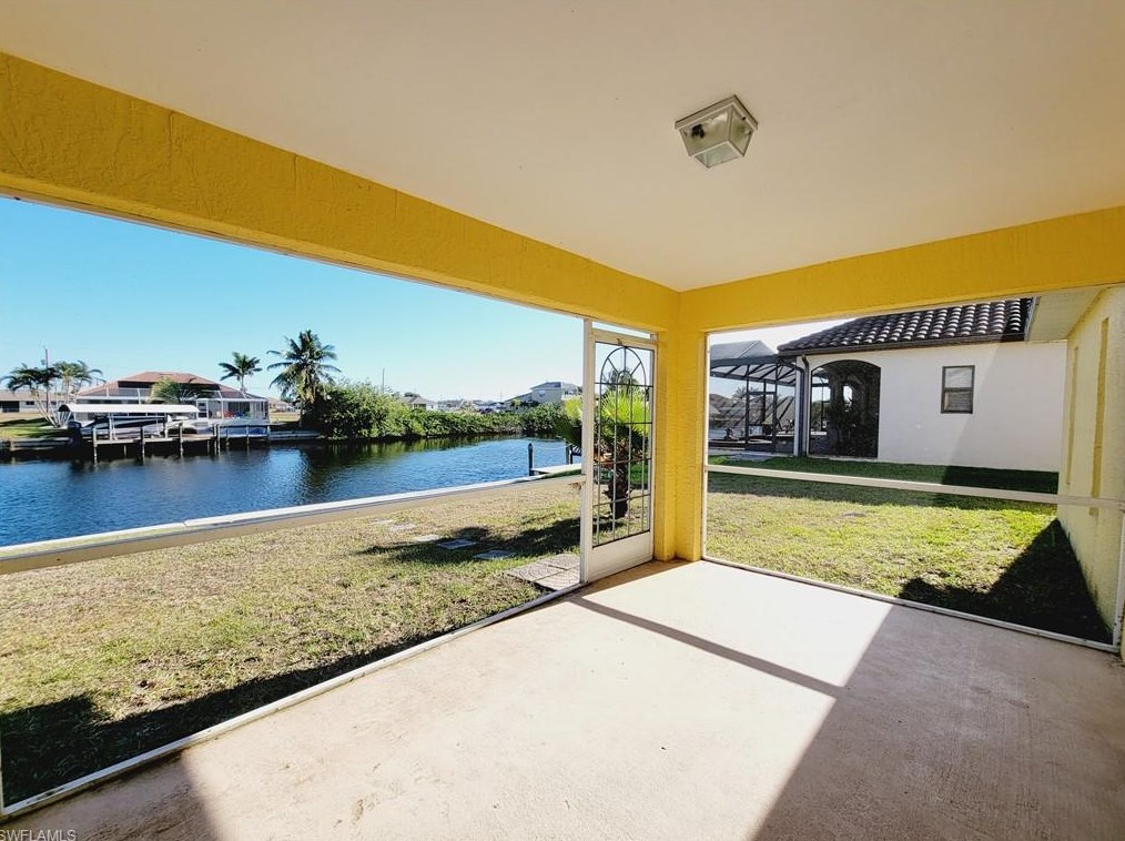 3333 3rd Ter, Cape Coral, FL 33991-0010