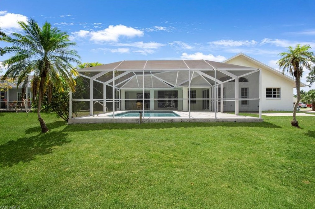 3662 Papaya St, Saint James City, FL 33956