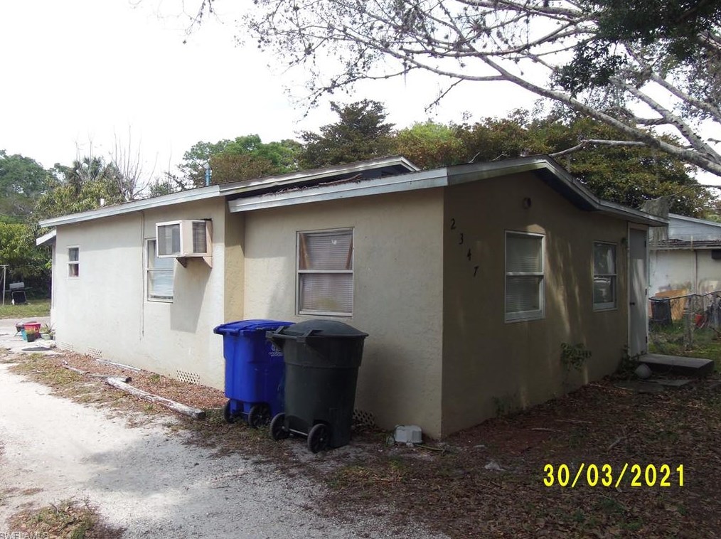 2347 Canal St, Fort Myers, FL 33901-9523