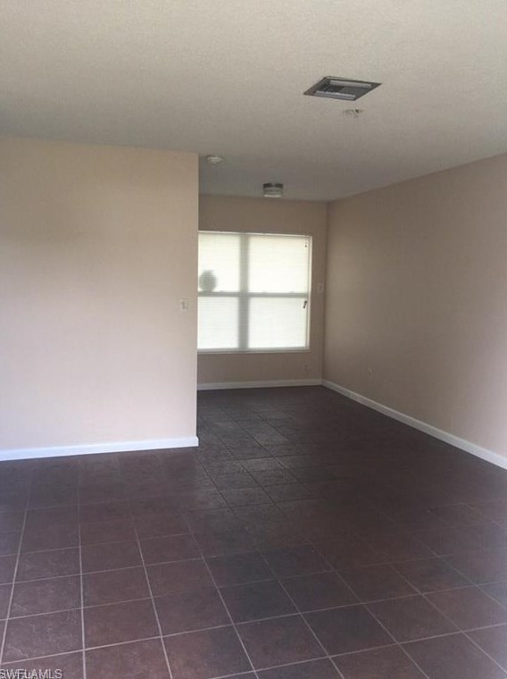 1114 Vineyard Pl, Lehigh Acres, FL 33936