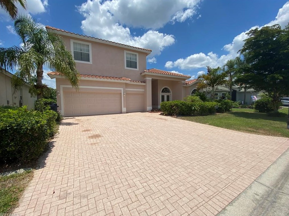 4598 Fairloop Run, Lehigh Acres, FL 33973