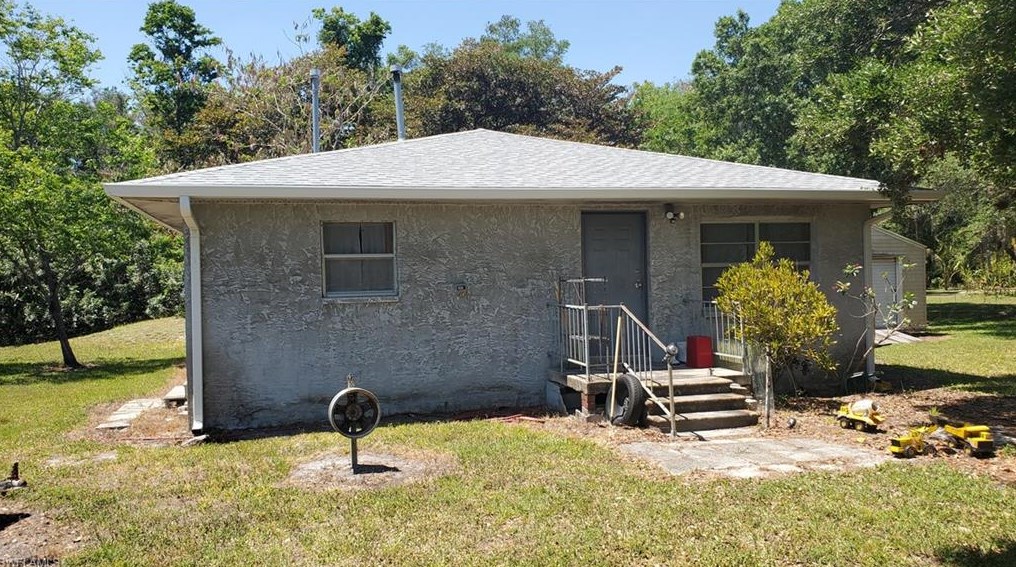 5670 Carter Rd, Fort Myers, FL 33905-6539