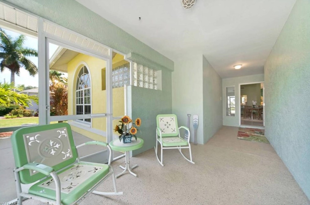 9088 Palm Island Cir, Fort Myers, FL 33903-5244