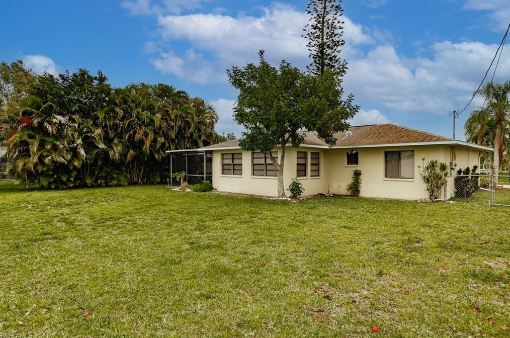 4120 Sw 5th Pl, Cape Coral, FL 33914