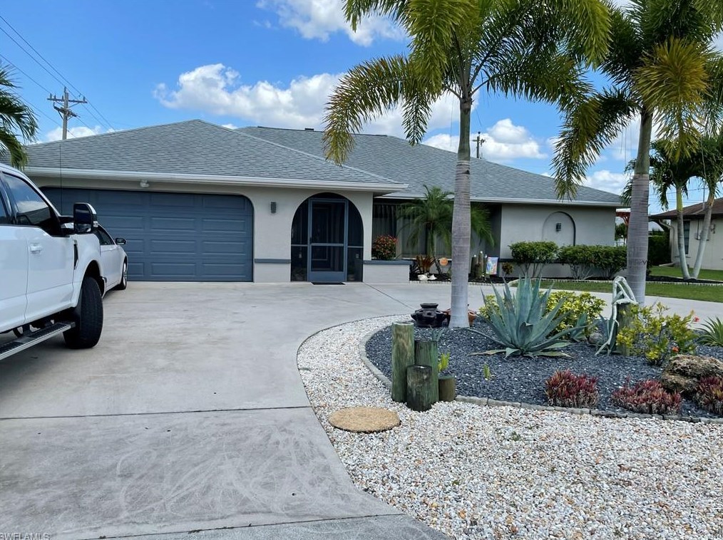 3417 8th Ave, Cape Coral, FL 33904-4994