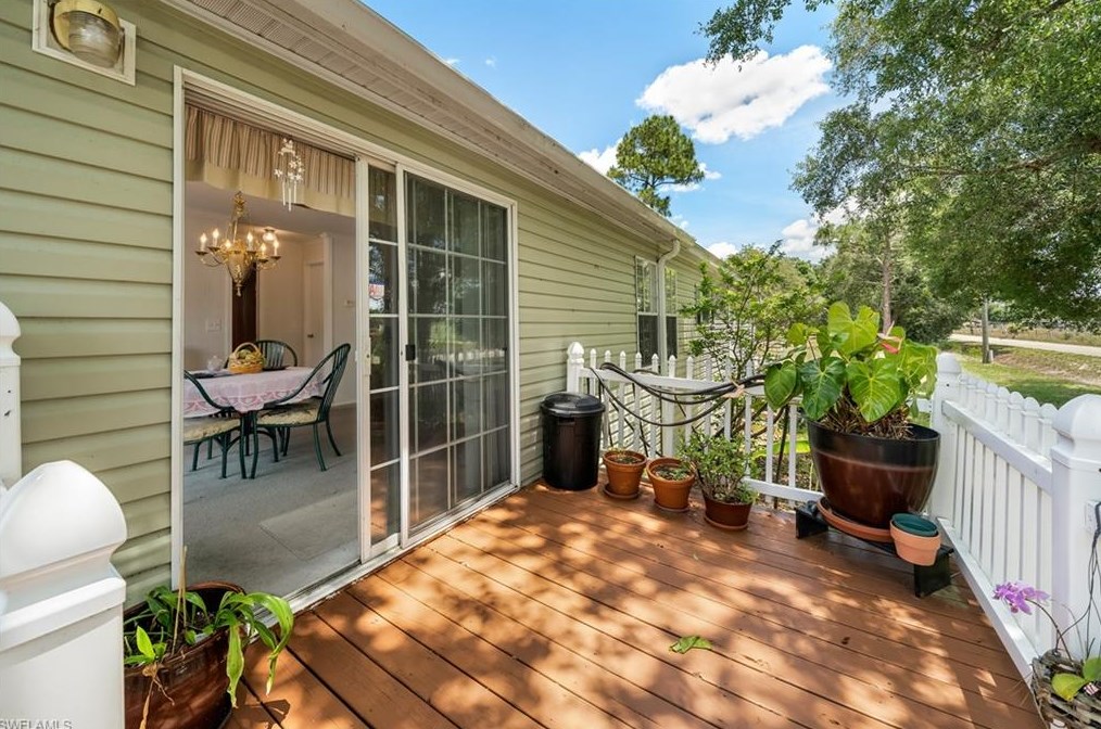 5698 El Rio Grande Dr, Labelle, FL 33935-9517