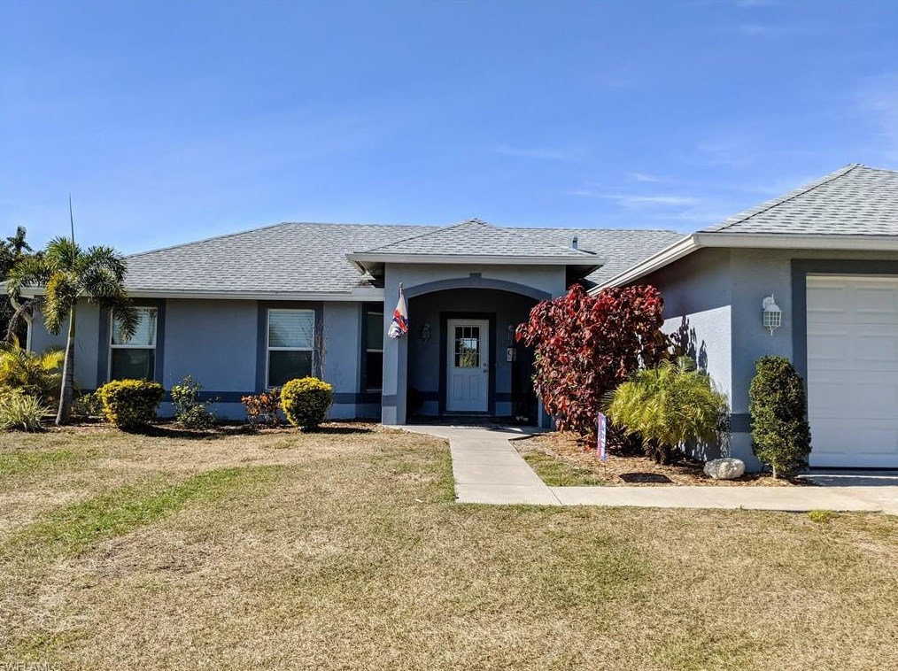 3013 Marlin Cir, Labelle, FL 33935