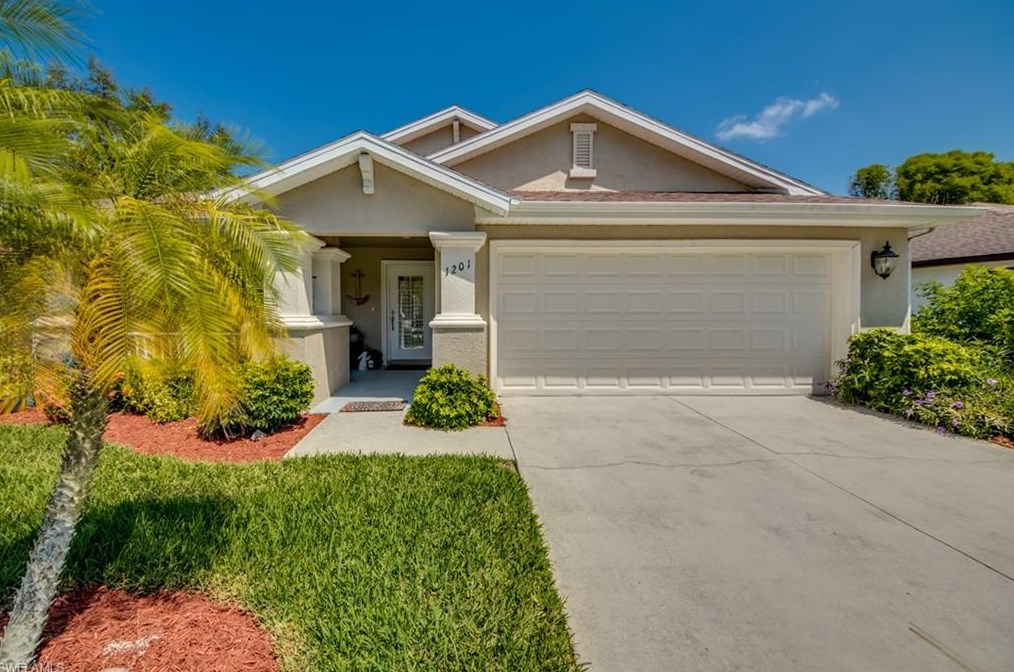 1201 7th Ter, Cape Coral, FL 33909-0031