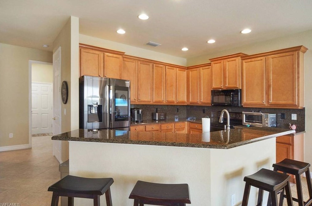 11199 Sand Pine Ct, Fort Myers, FL 33913-8813
