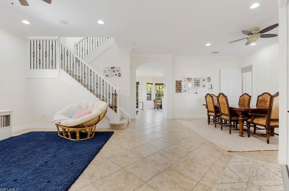 10154 Silver Maple Ct, Fort Myers, FL 33913-8828