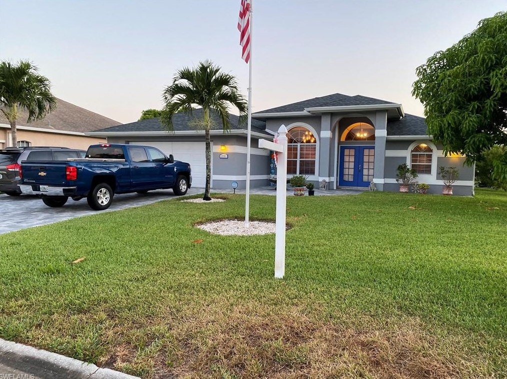 2051 Ottersrest Ln, Cape Coral, FL 33990-3878