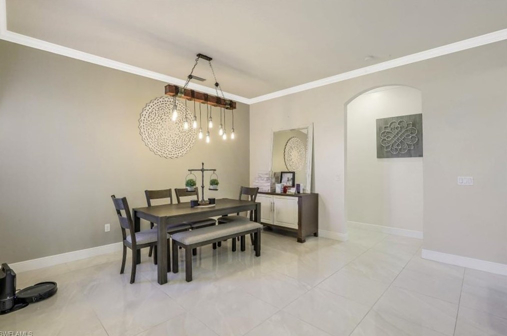 2730 41st Pl, Cape Coral FL  33993-8809 exterior