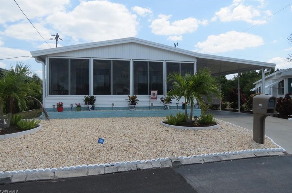 200 Santa Fe Trl, Fort Myers, FL 33917-3022