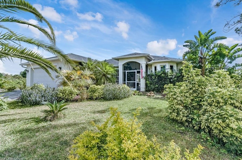 1220 Mckinley Ave, Lehigh Acres, FL 33972
