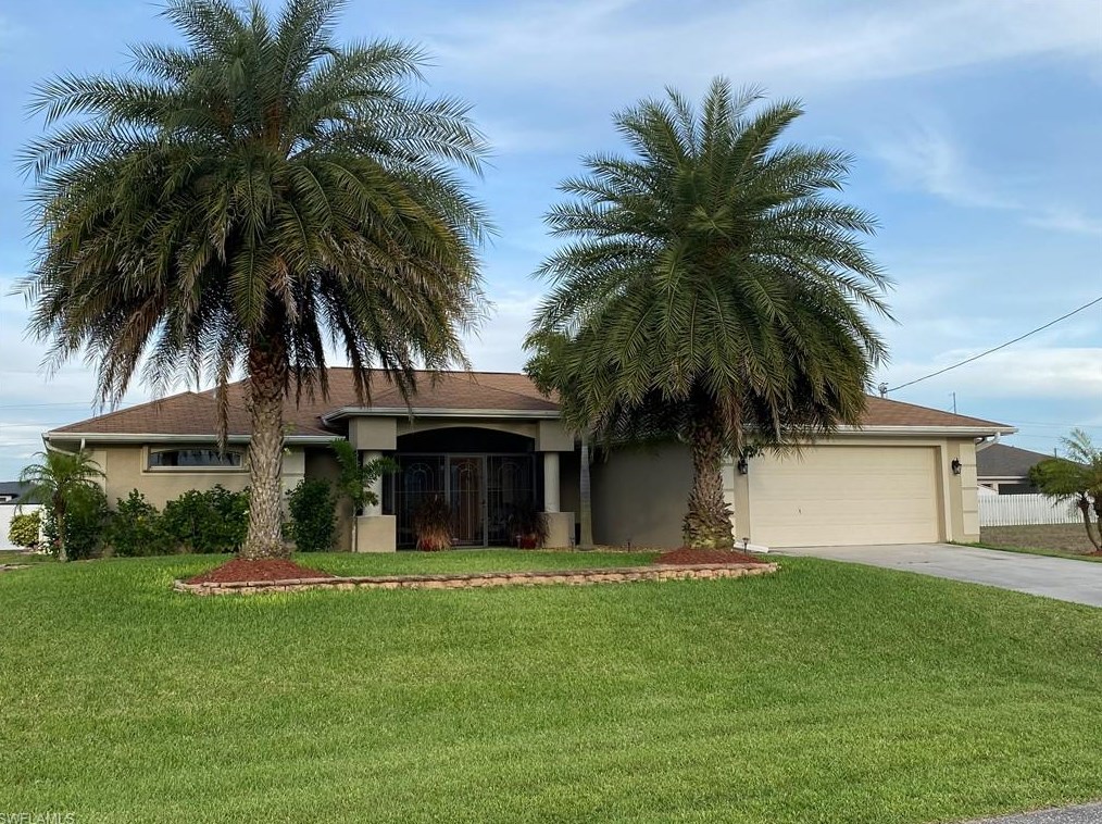 2109 1st Ave, Cape Coral, FL 33909-4225