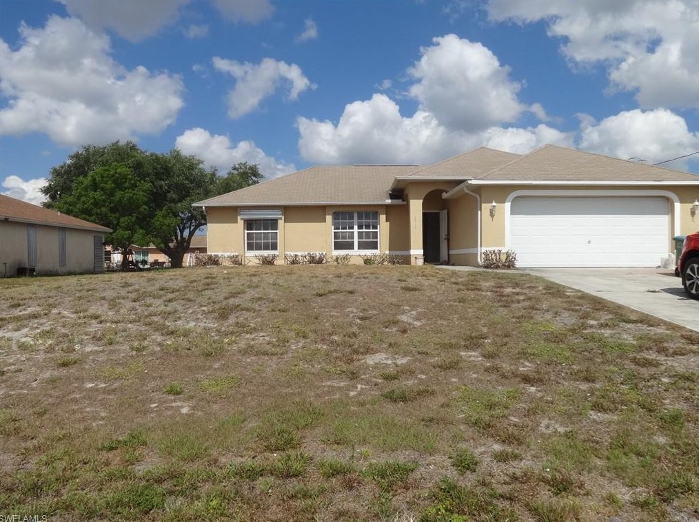 2516 14th Pl, Cape Coral FL  33914-4142 exterior