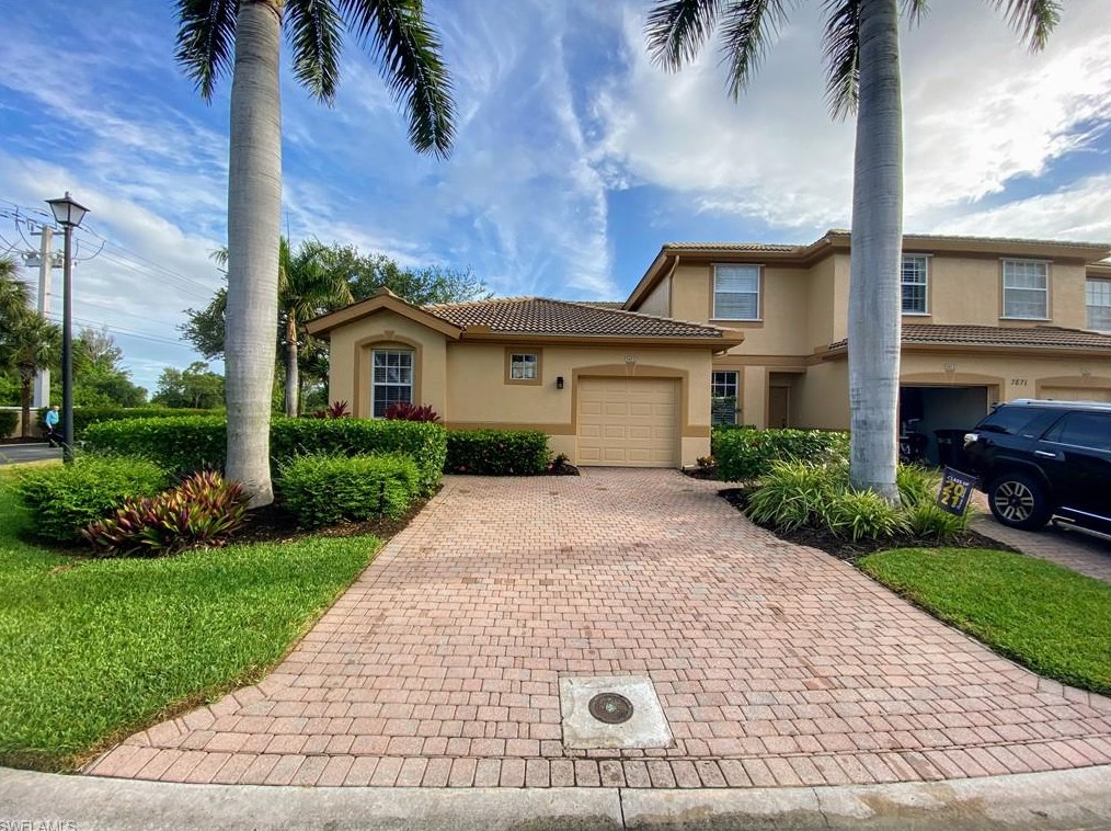 7871 Lake Sawgrass Loop, Fort Myers, FL 33907-6595