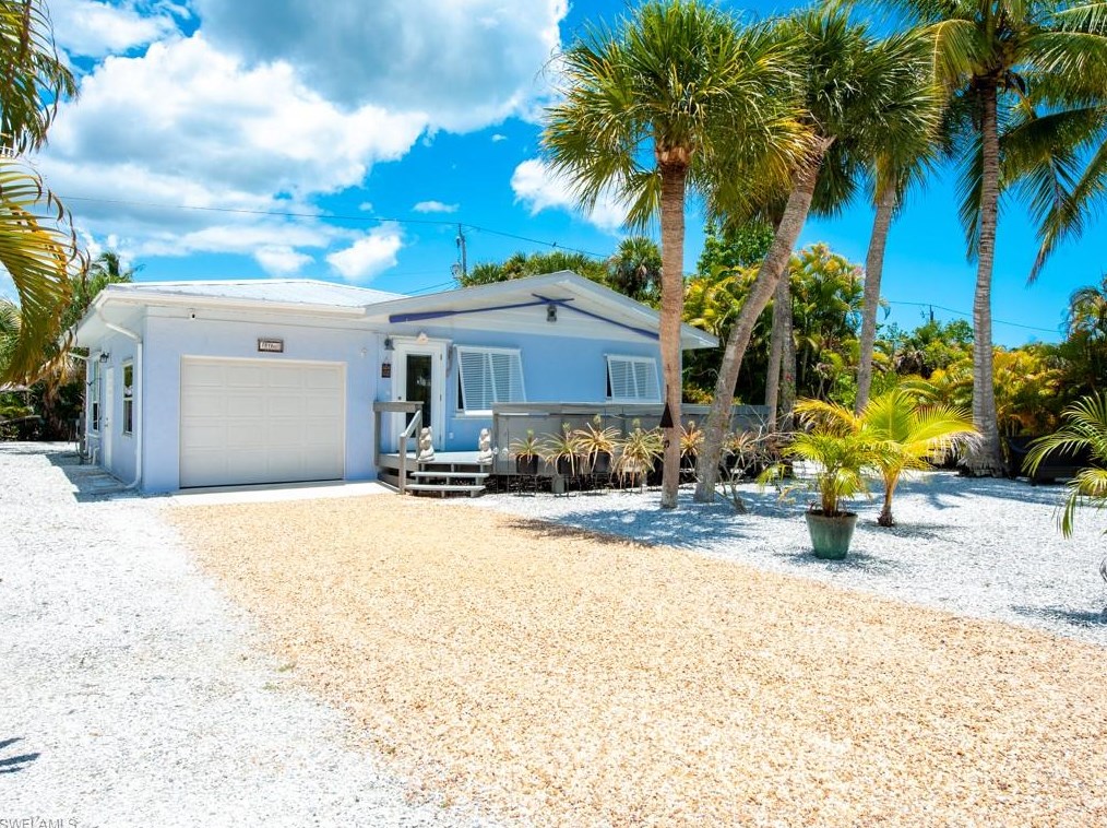 1376 Jamaica Dr, Sanibel, FL 33957
