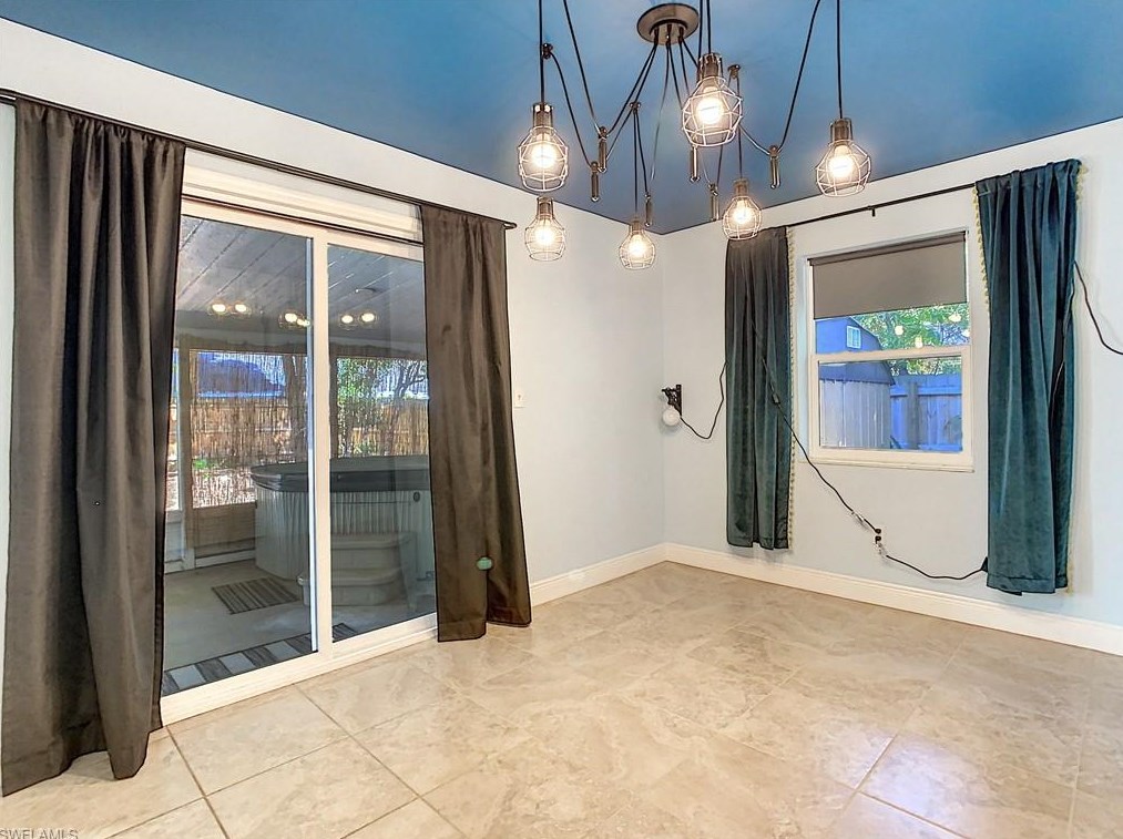2266 Clifford St, Fort Myers FL  33901-3520 exterior
