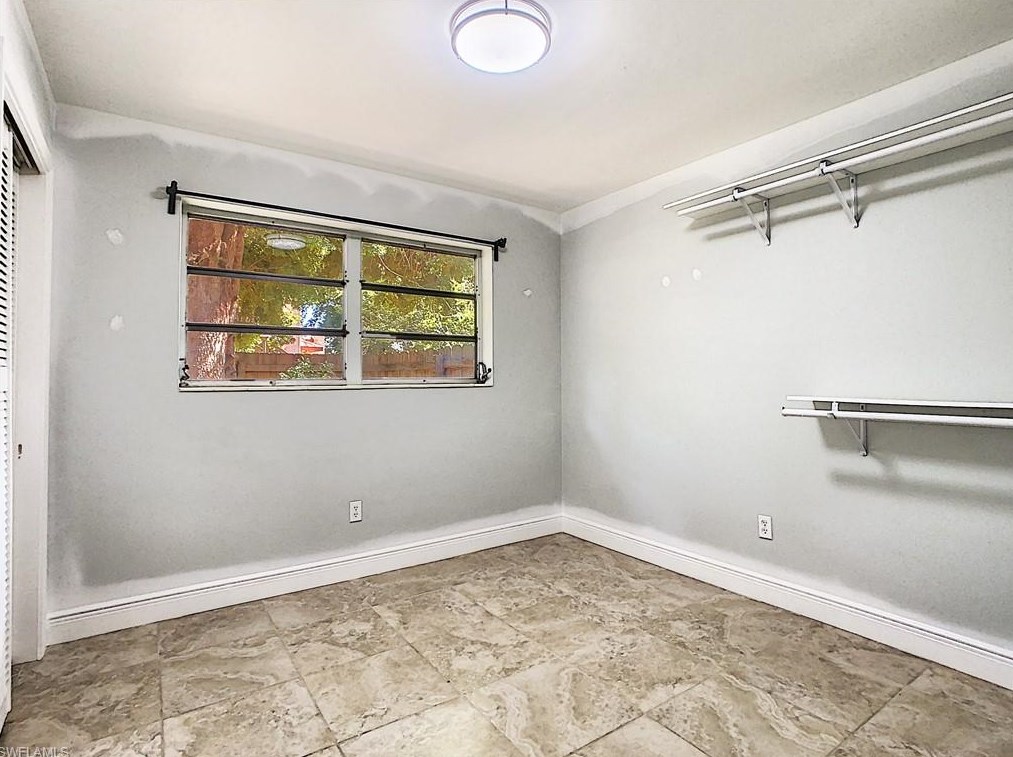 2266 Clifford St, Fort Myers FL  33901-3520 exterior