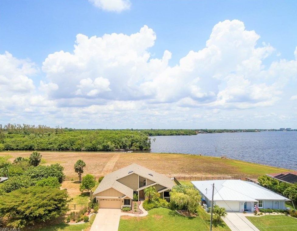 2363 Coral Point Dr, Cape Coral, FL 33990-3812