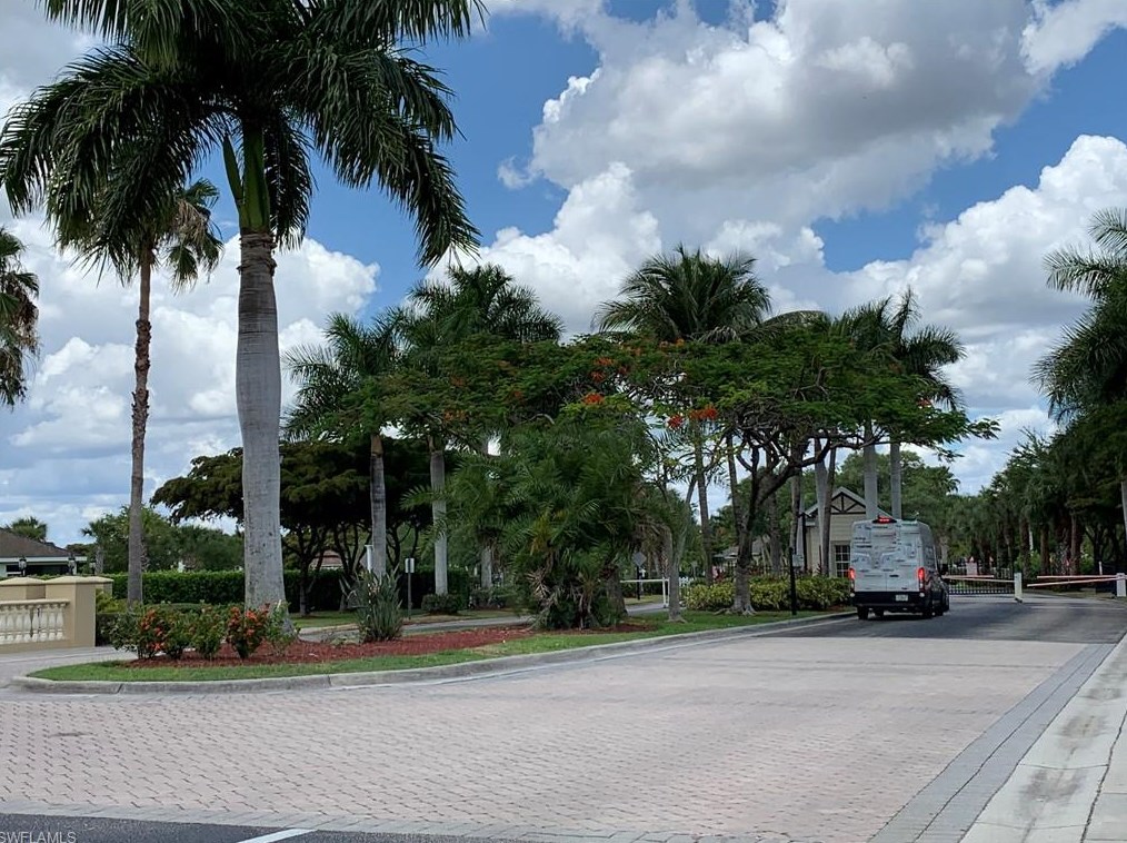 4231 Liron Ave, Fort Myers, FL 33916-7828