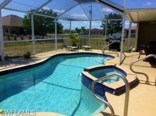 2025 6th Pl, Cape Coral, FL 33909-4371