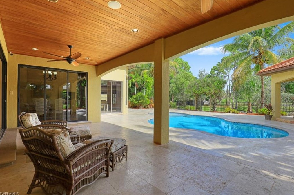 3949 Lavida Way, Cape Coral, FL 33993-6307